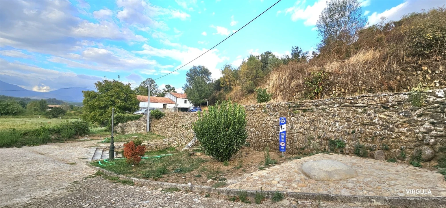 Moradia T3 para Venda em Paul Foto 20