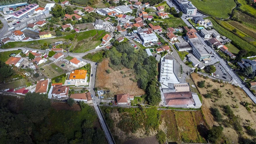 Terreno para Venda em Meixomil Foto 4
