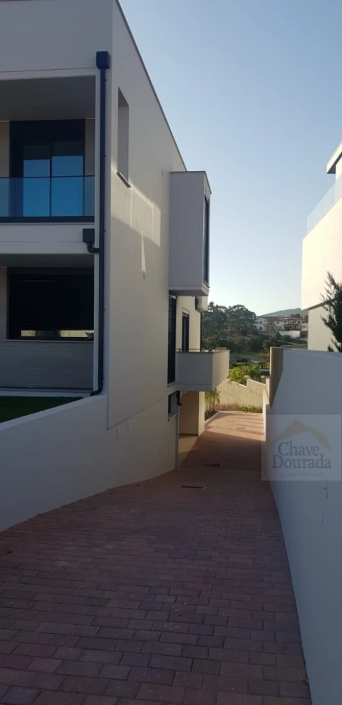 Moradia T5 para Venda em Buarcos