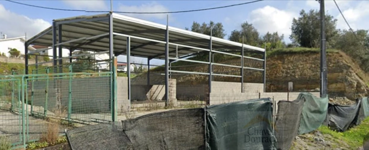 Armazém para Venda em Trouxemil e Torre de Vilela Foto 5