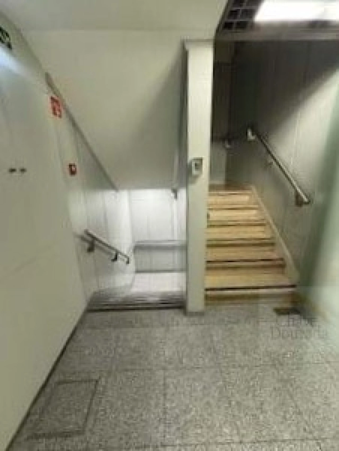 Loja para Venda em Sé Nova, Santa Cruz, Almedina e São Bartolomeu Foto 4