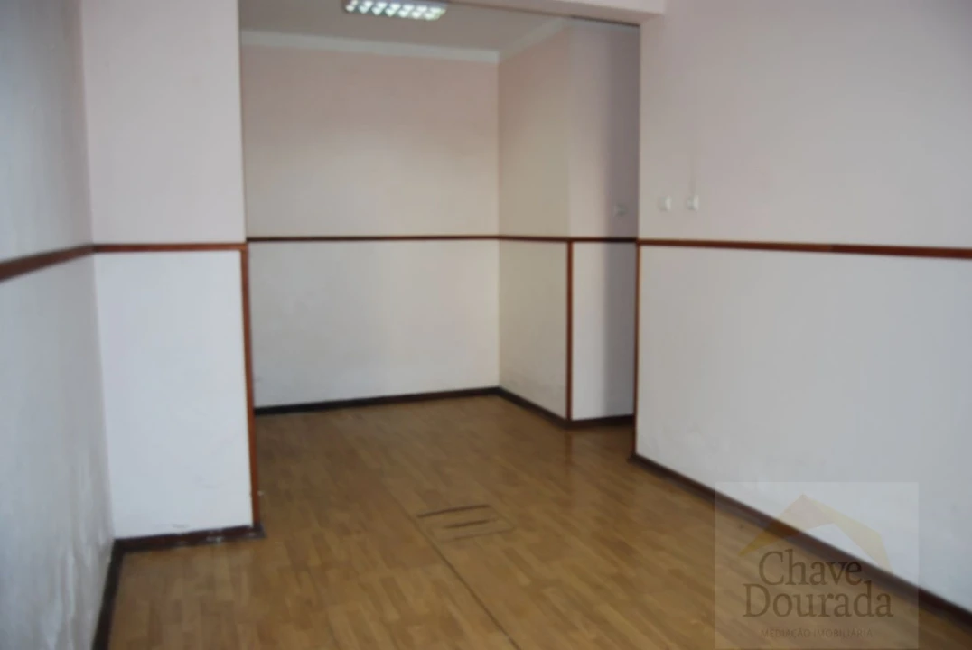 Prédio para Venda em Penacova Foto 6