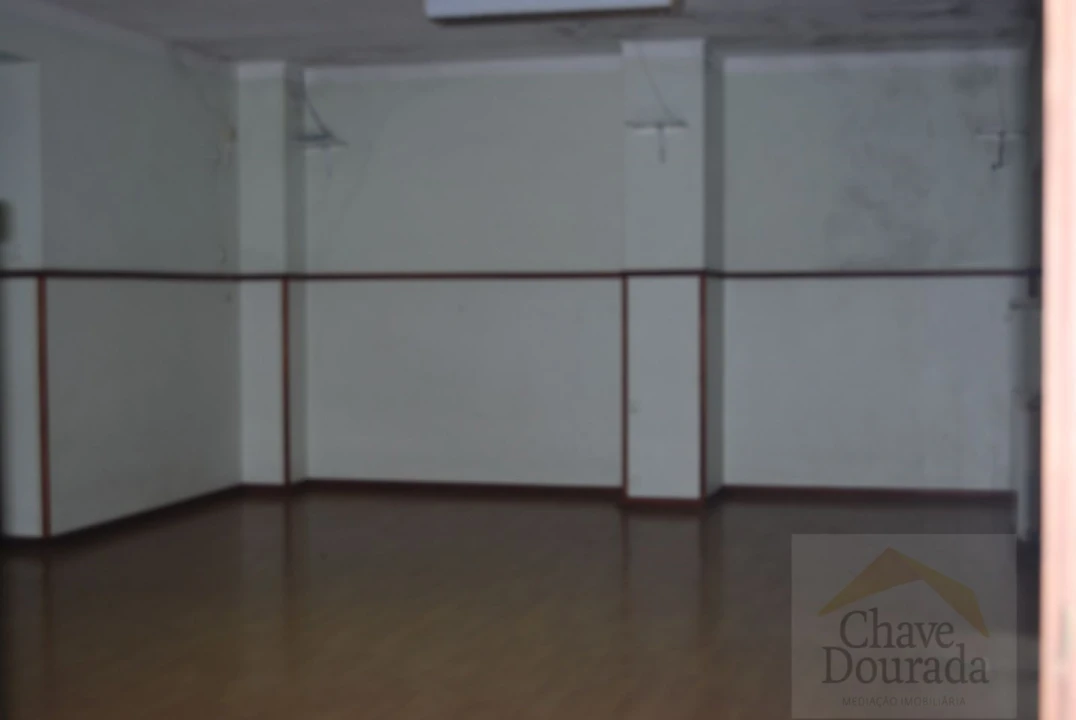 Prédio para Venda em Penacova Foto 15