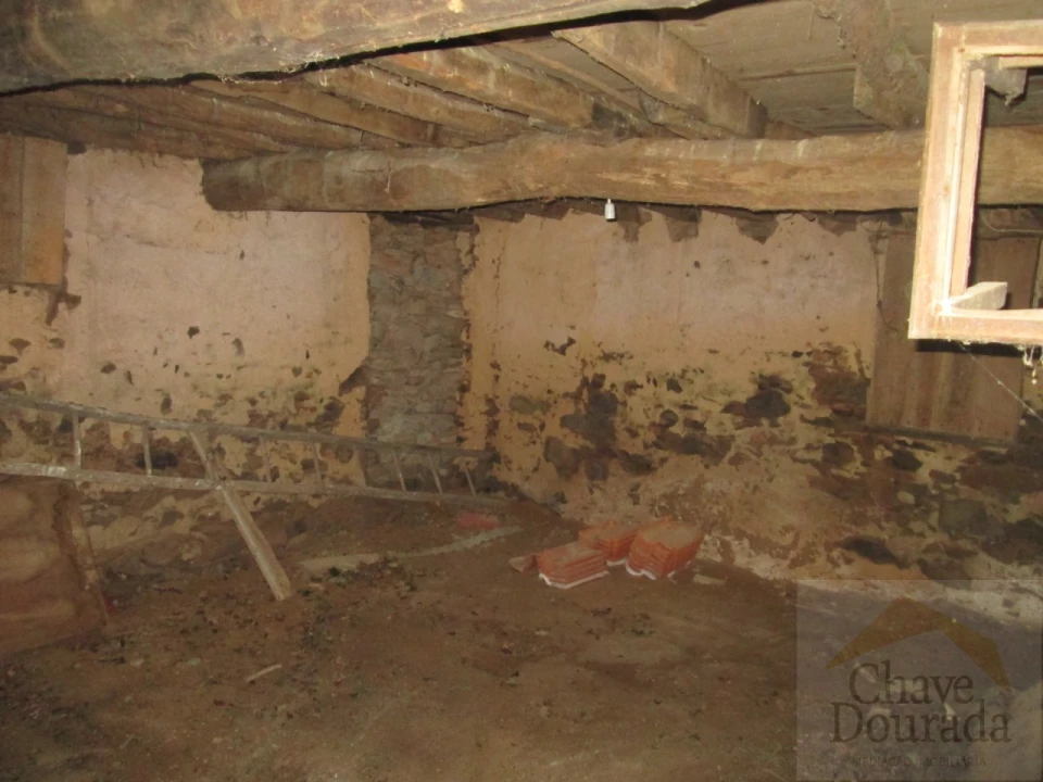 Moradia T2 para Venda em Lousã e Vilarinho Foto 10