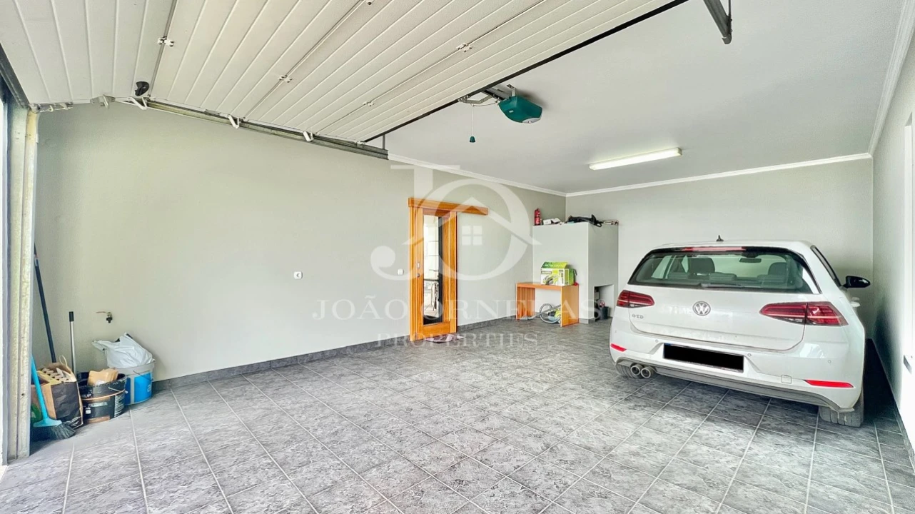 Moradia T3 para Venda em Arco da Calheta Foto 11