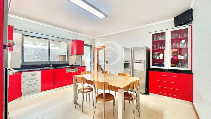 Moradia T3 para Venda em Arco da Calheta Foto 14