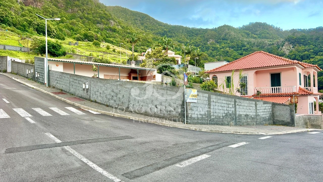 Terreno para Venda em Machico Foto 11