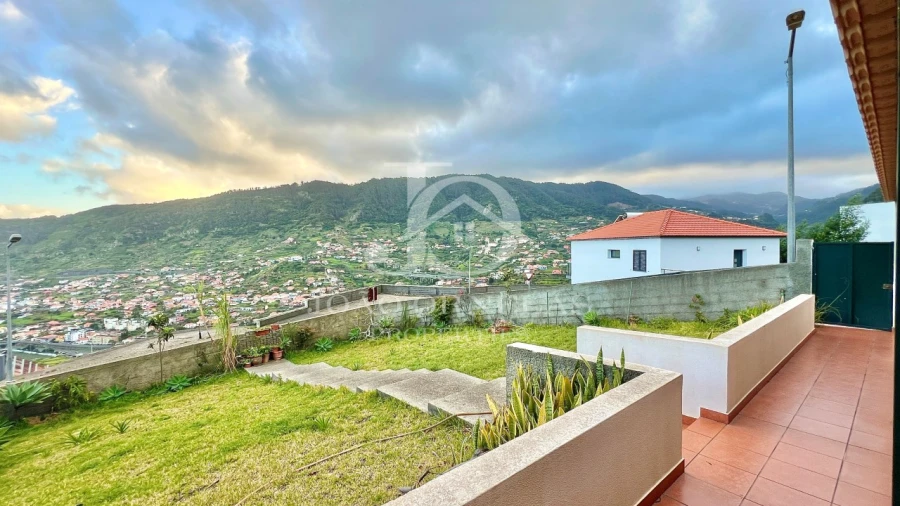 Terreno para Venda em Machico Foto 17