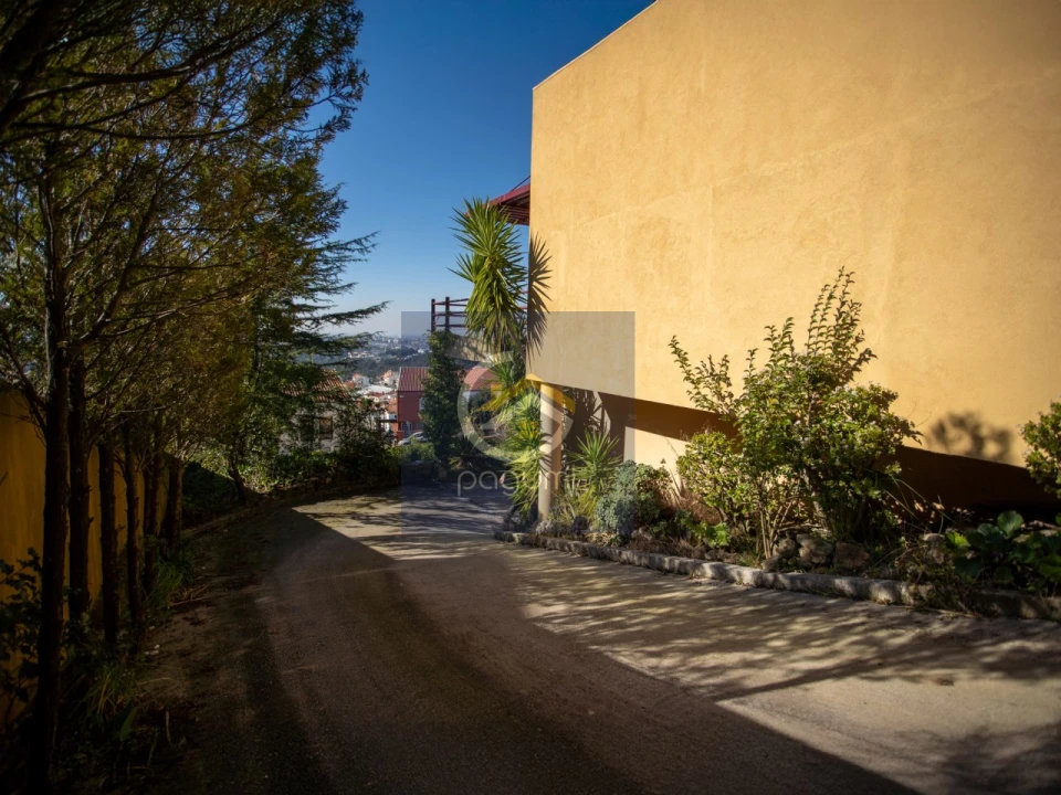 Moradia T8 para Venda em Baguim do Monte (Rio Tinto) Foto 32