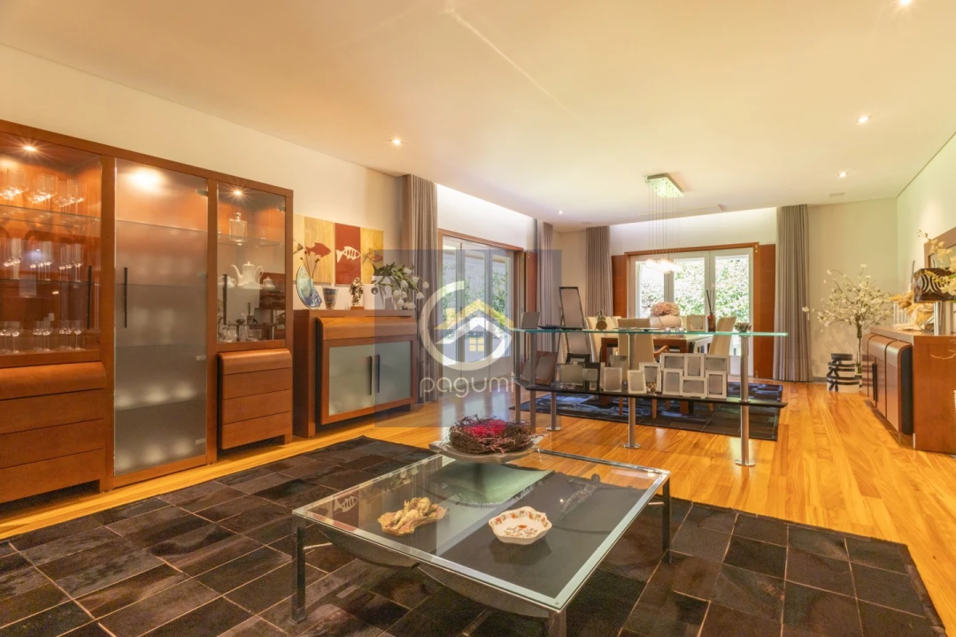 Moradia T4 para Venda em Castelões Foto 4