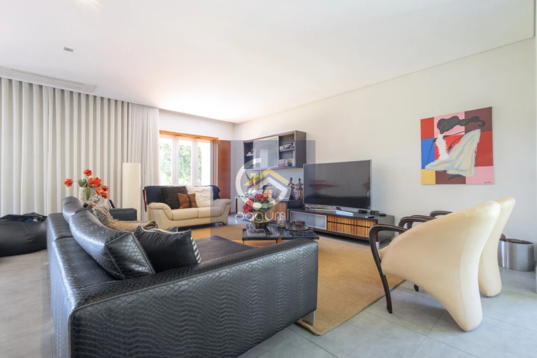 Moradia T4 para Venda em Castelões Foto 16