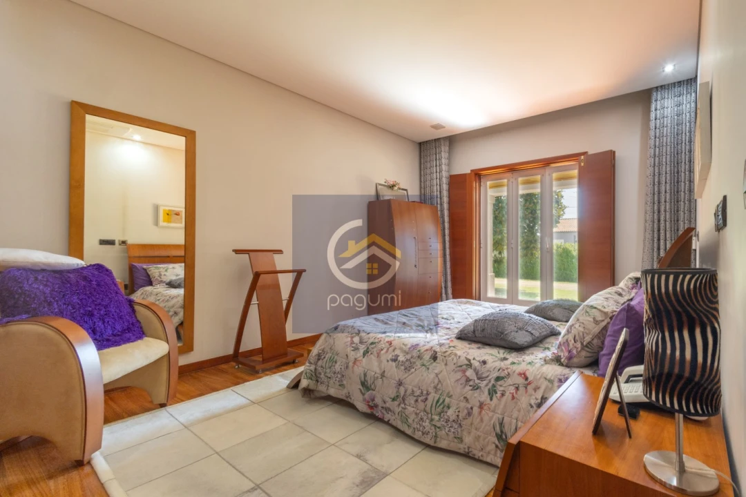 Moradia T4 para Venda em Castelões Foto 33