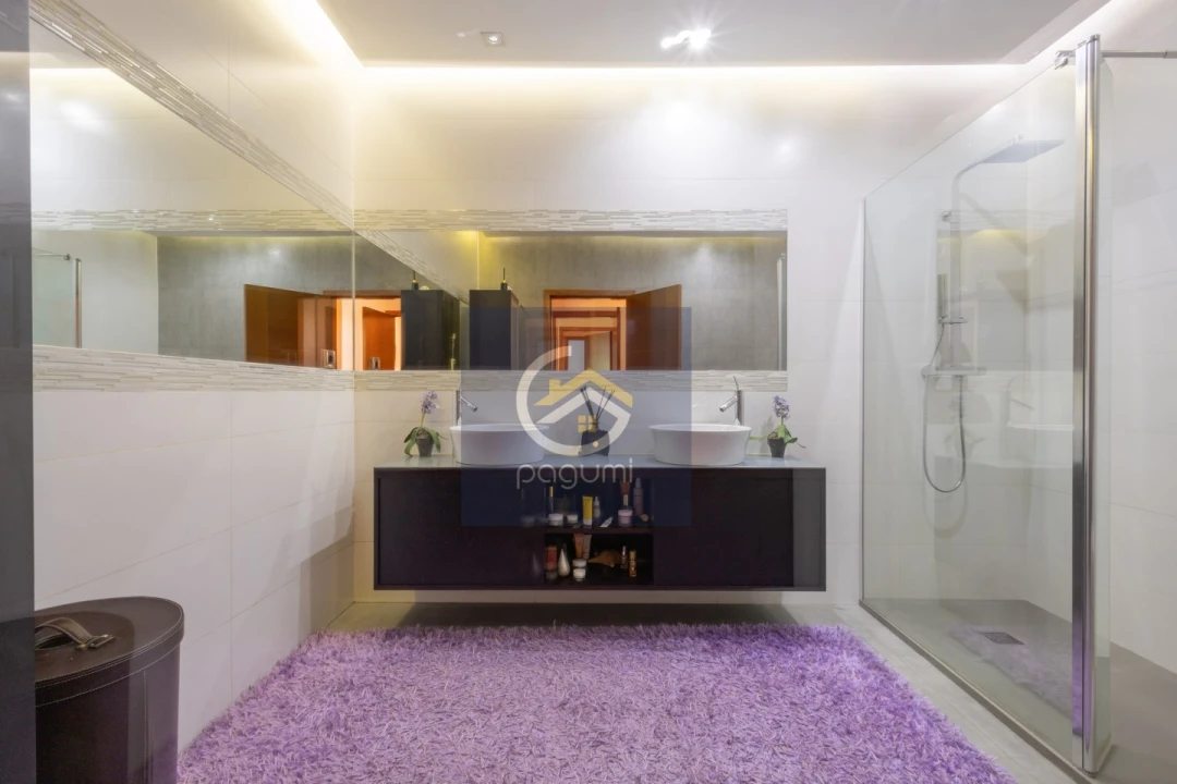 Moradia T4 para Venda em Castelões Foto 41