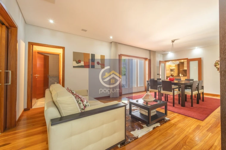 Moradia T4 para Venda em Castelões Foto 10