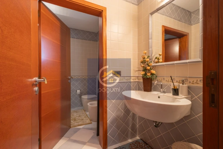 Moradia T4 para Venda em Castelões Foto 19