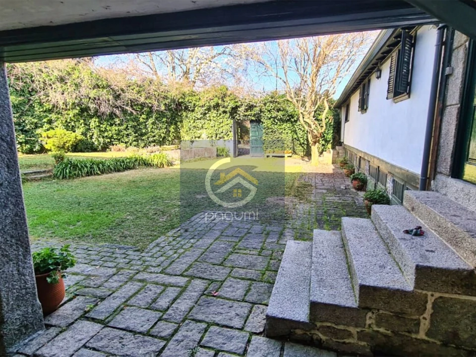 Quinta T9 para Venda em Paredes Foto 16