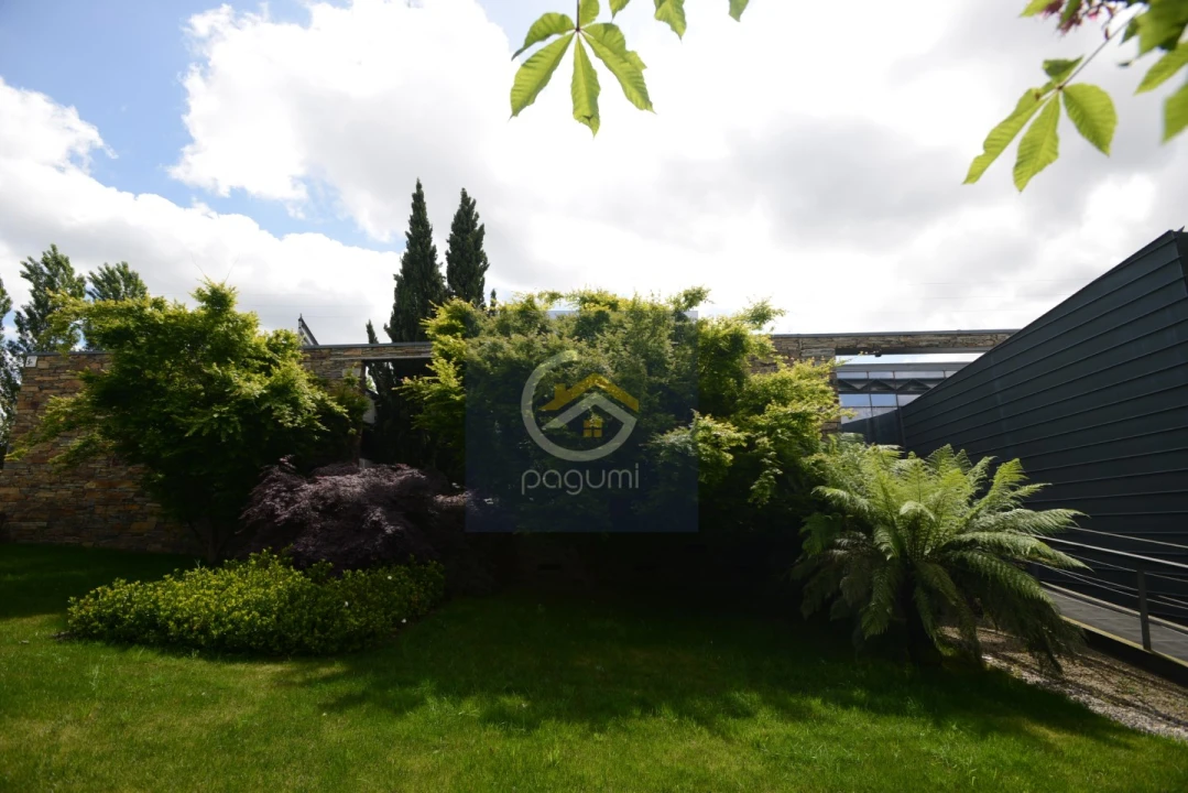 Moradia T3 para Venda em Campo e Sobrado Foto 12