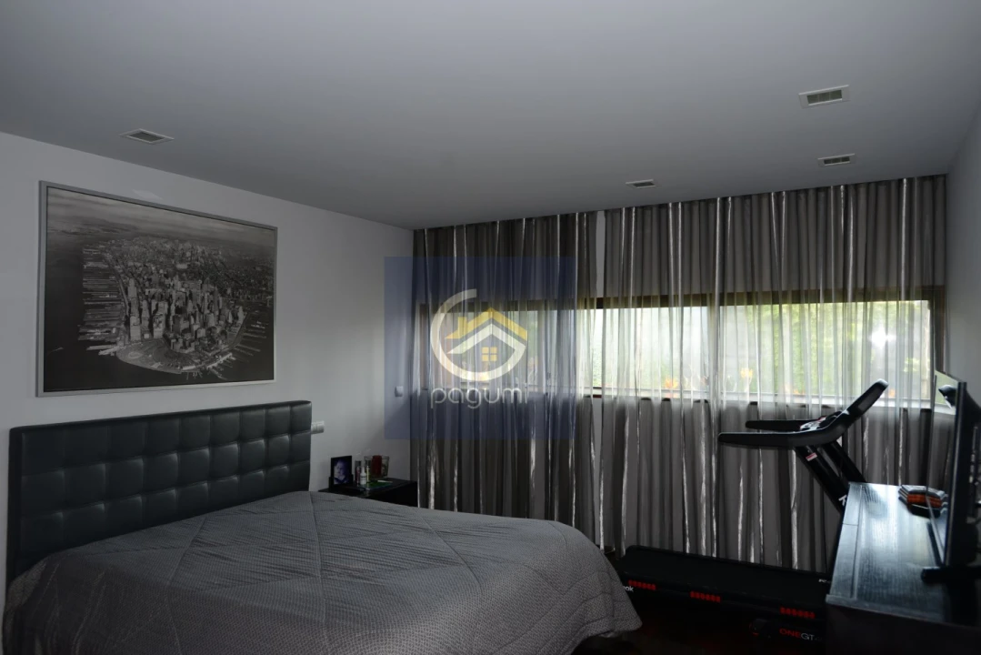 Moradia T3 para Venda em Campo e Sobrado Foto 31