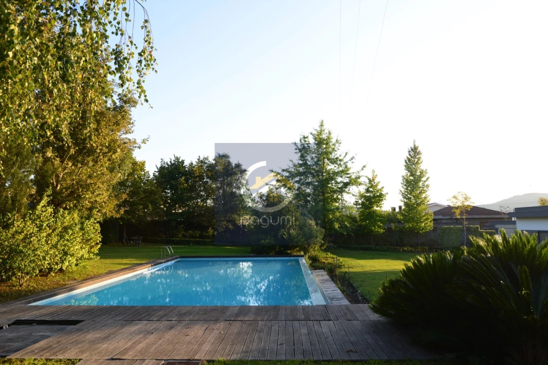 Moradia T3 para Venda em Campo e Sobrado Foto 39