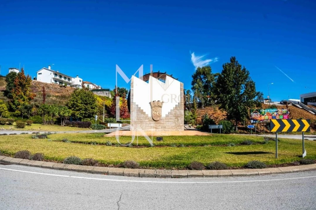 Terreno para Venda em Castanheira de Pêra e Coentral Foto 3