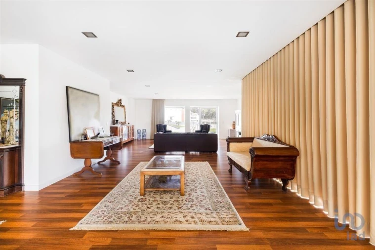 Moradia T4 para Venda em Cortegaça Foto 6