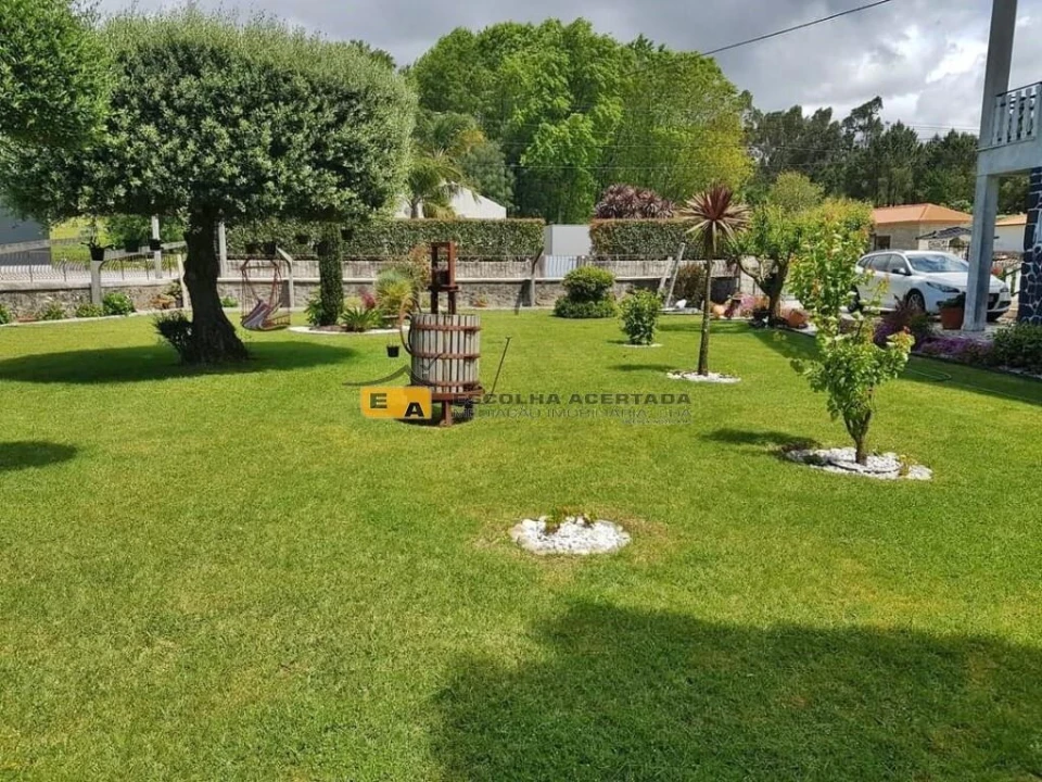 Moradia T3 para Venda em Fragoso Foto 6