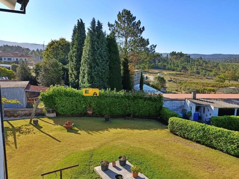 Moradia T3 para Venda em Fragoso Foto 41