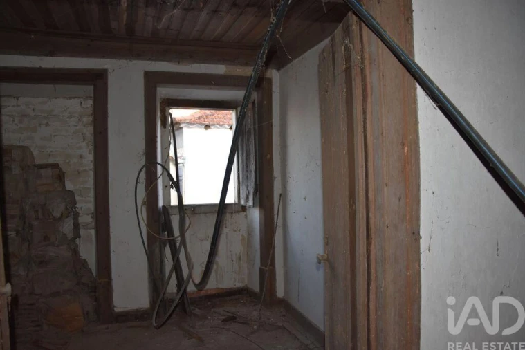 Moradia T4 para Venda em Seiça Foto 17