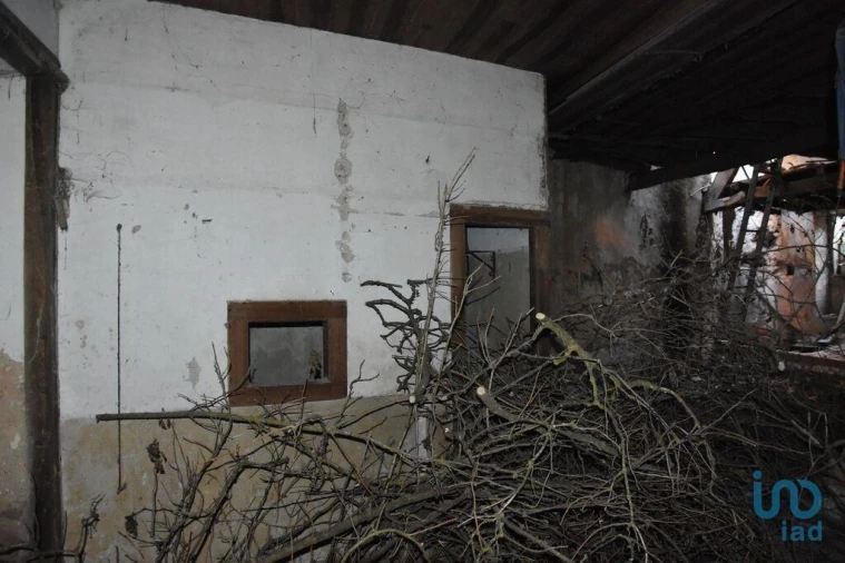 Moradia T4 para Venda em Seiça Foto 13