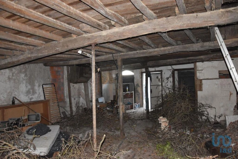 Moradia T4 para Venda em Seiça Foto 10