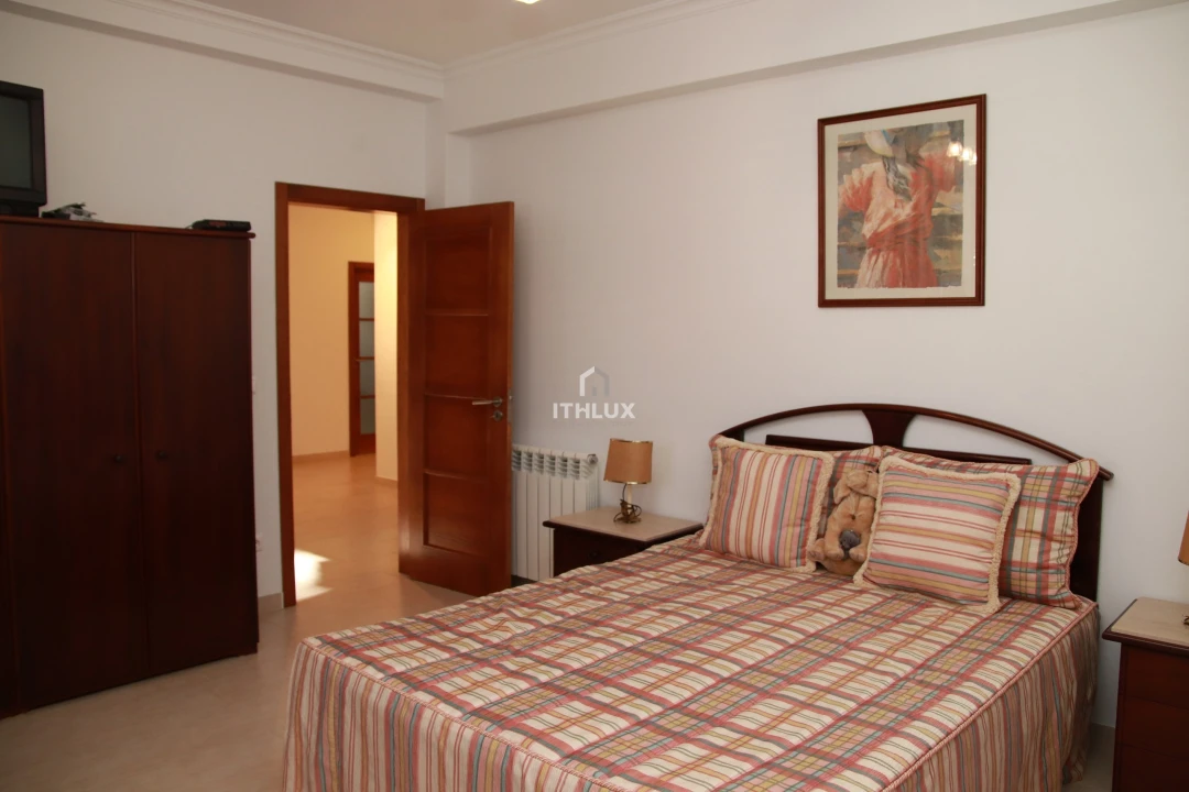 Quinta T4 para Venda em Assunção, Ajuda, Salvador e Santo Ildefonso Foto 12