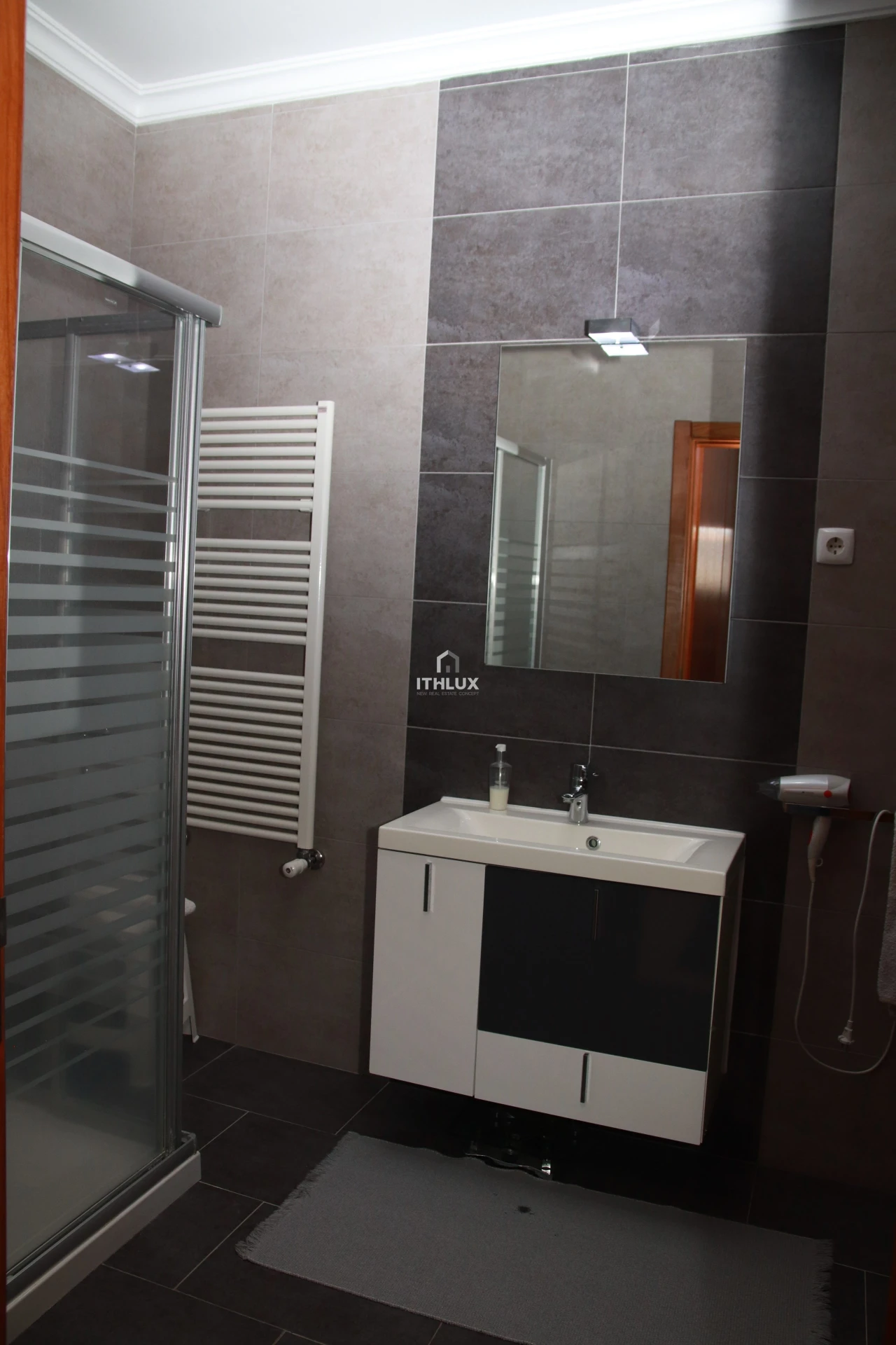 Quinta T4 para Venda em Assunção, Ajuda, Salvador e Santo Ildefonso Foto 11