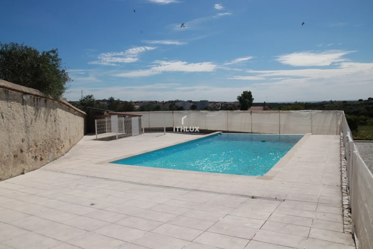 Quinta T4 para Venda em Assunção, Ajuda, Salvador e Santo Ildefonso Foto 4