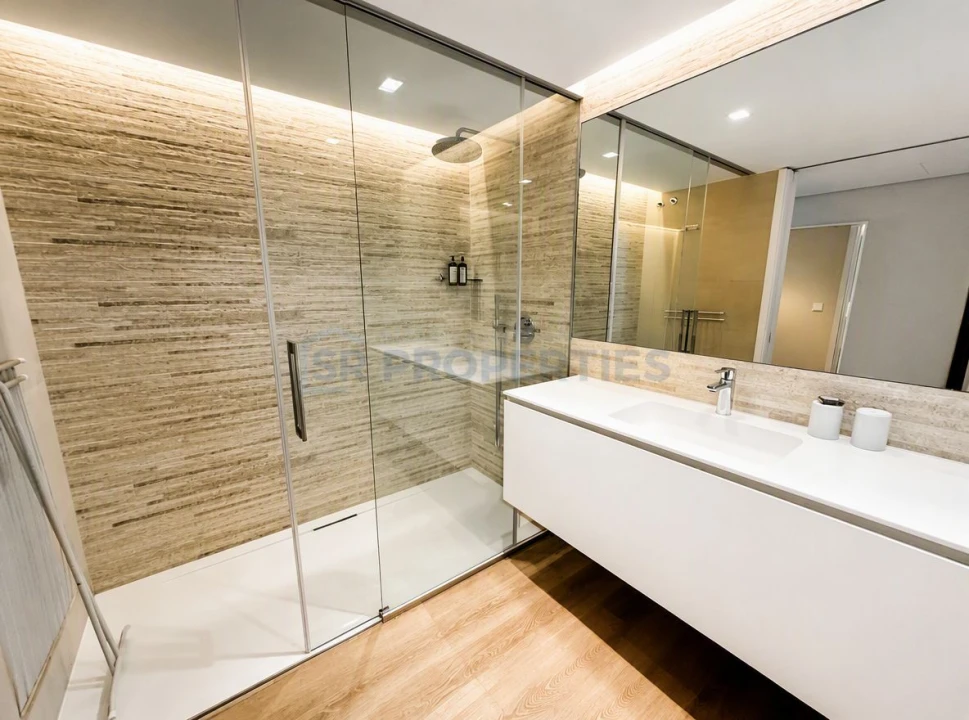 Apartamento T2 para Venda em Quarteira Foto 23