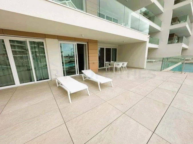 Apartamento T2 para Venda em Quarteira Foto 28