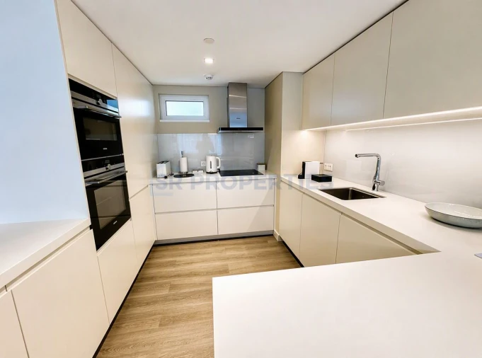 Apartamento T2 para Venda em Quarteira Foto 7