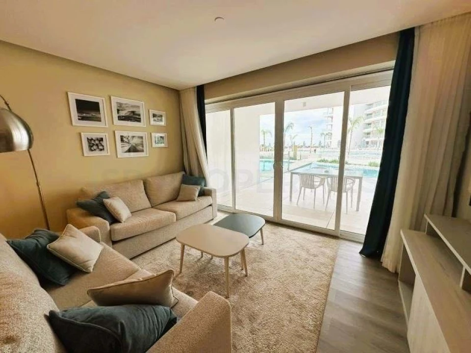 Apartamento T2 para Venda em Quarteira Foto 8