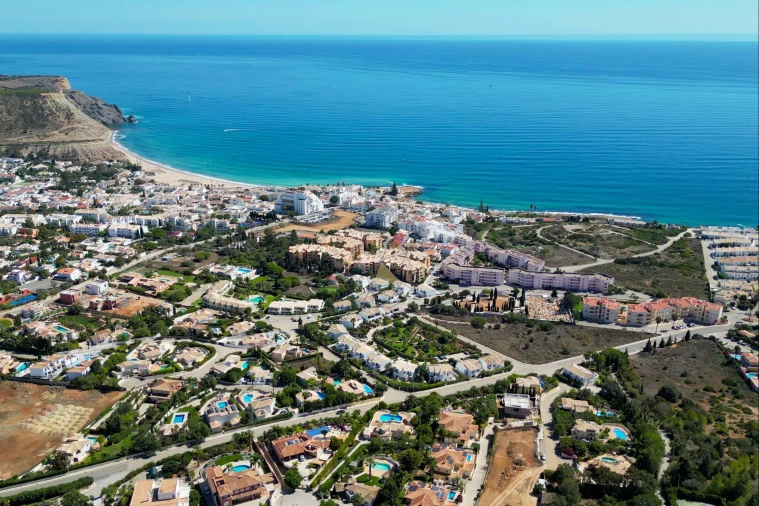 Moradia T3 para Venda em Luz Foto 34