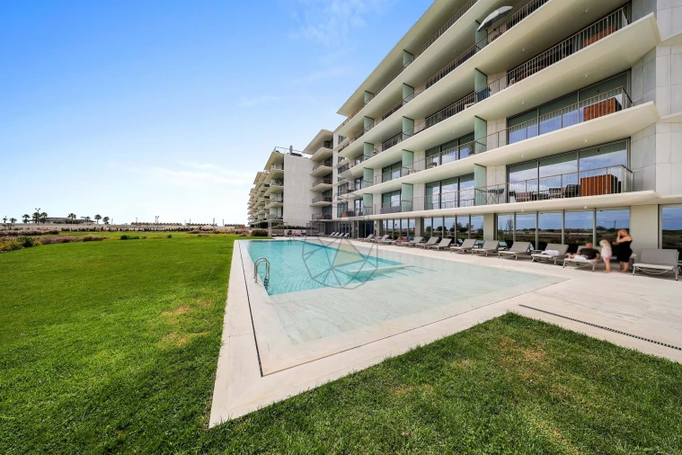 Apartamento T2 para Venda em Armação de Pera Foto 43
