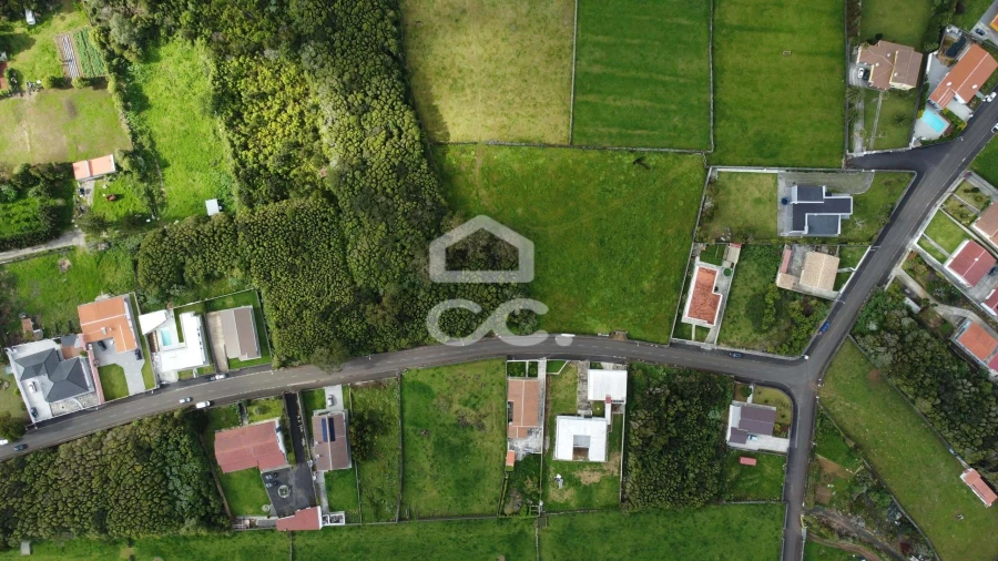 Terreno para Venda em Fonte do Bastardo Foto 2