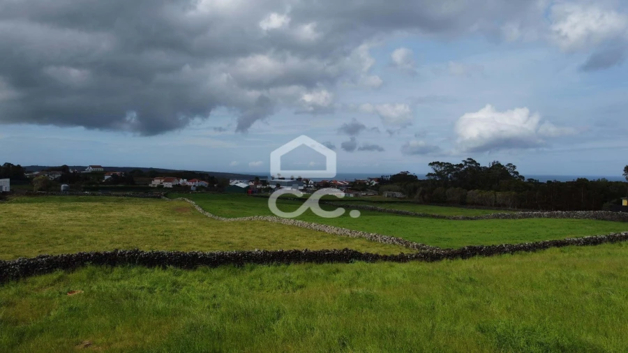 Terreno para Venda em Fonte do Bastardo Foto 8