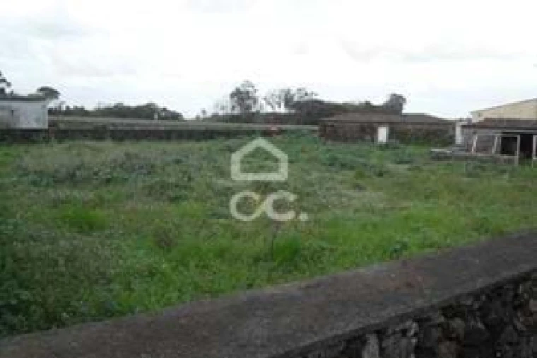 Terreno para Venda em Fontinhas Foto 4