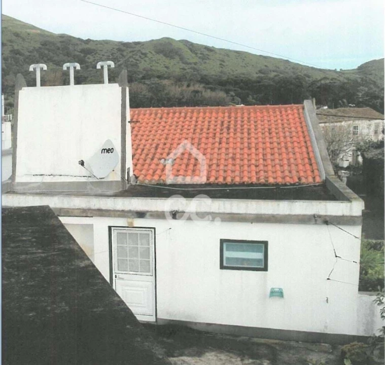 Moradia T2 para Venda em Santa Cruz da Graciosa Foto 9