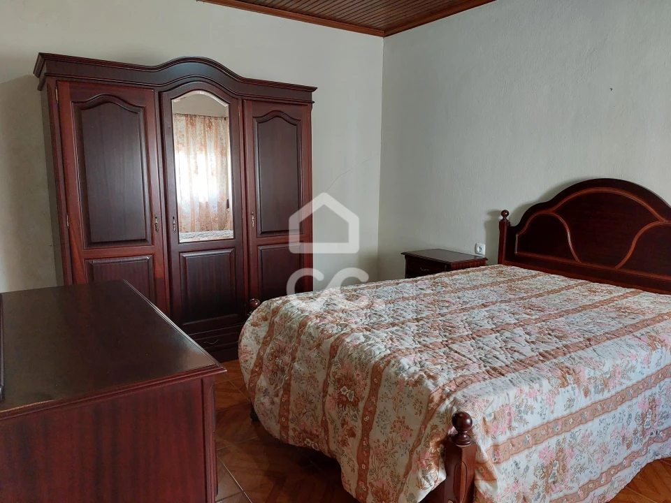 Moradia T3 para Venda em Praia da Vitoria (Santa Cruz) Foto 6