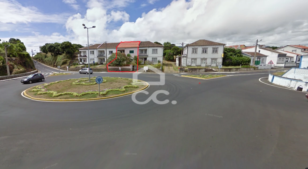 Moradia T4 para Venda em Praia da Vitoria (Santa Cruz) Foto 21