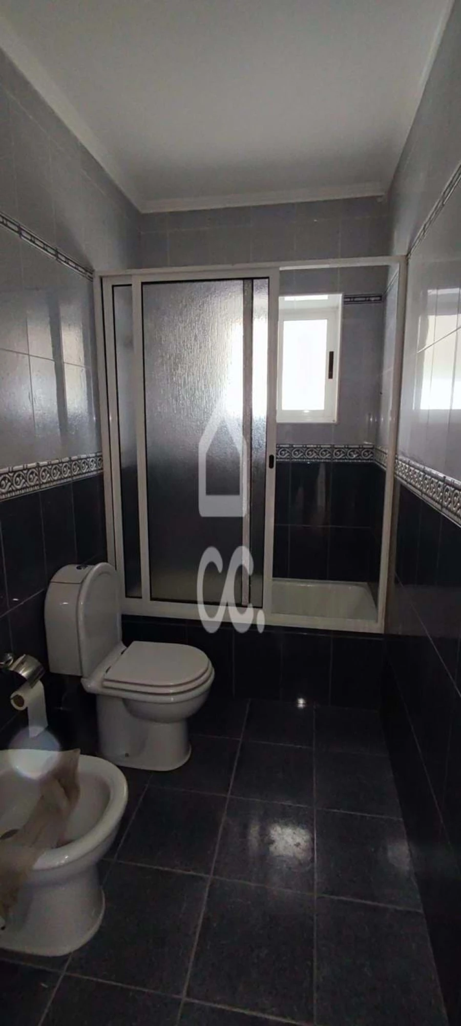 Moradia T4 para Venda em Praia da Vitoria (Santa Cruz) Foto 5