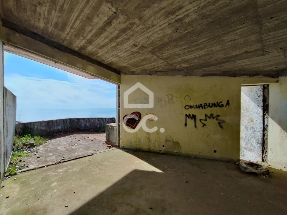 Moradia T6 para Venda em Serreta Foto 9