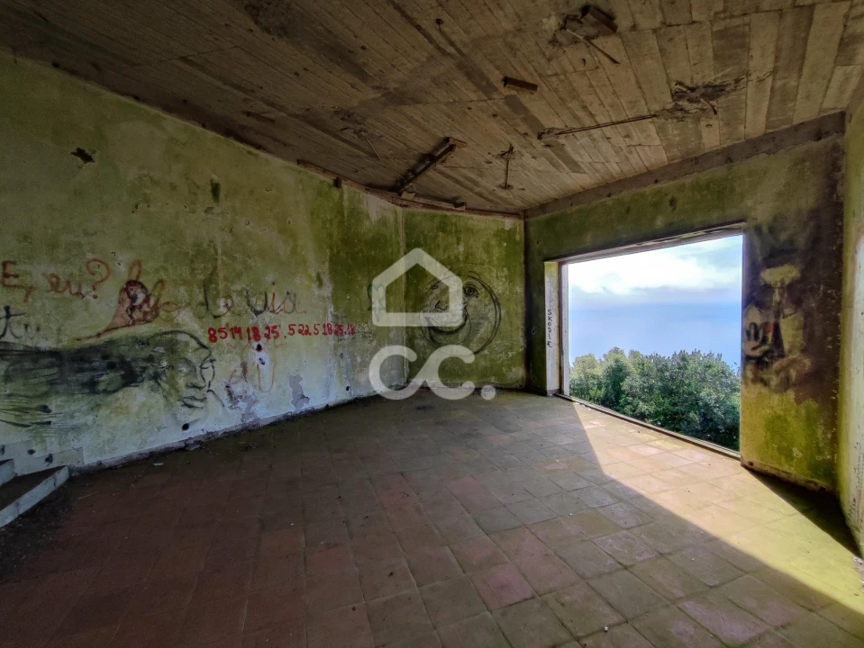 Moradia T6 para Venda em Serreta Foto 10