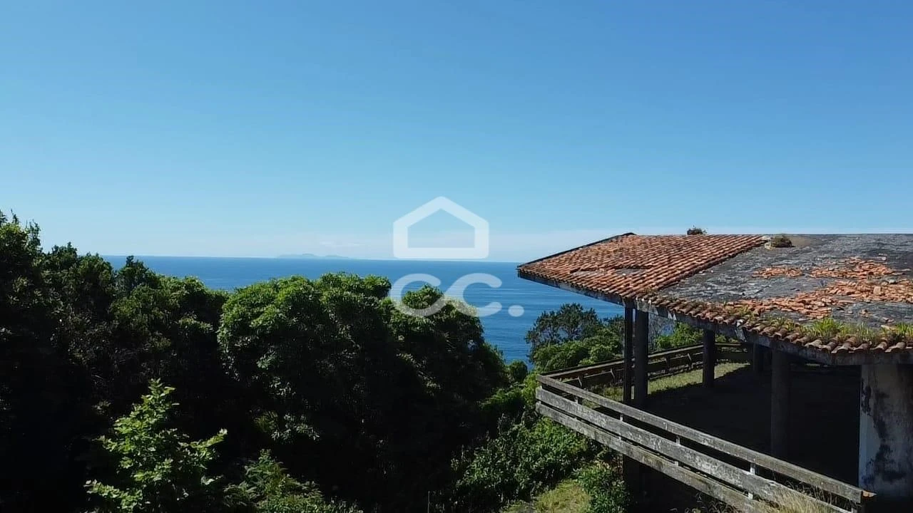 Moradia T6 para Venda em Serreta Foto 8