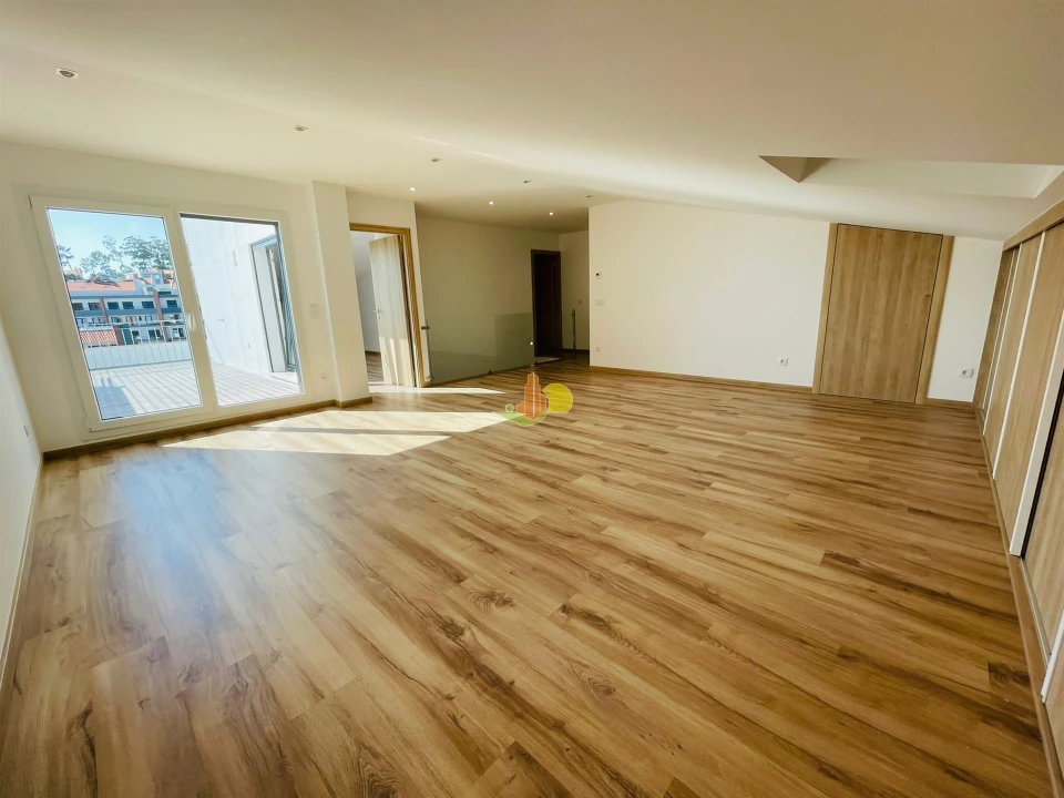 Apartamento T2 para Venda em Tavarede Foto 11